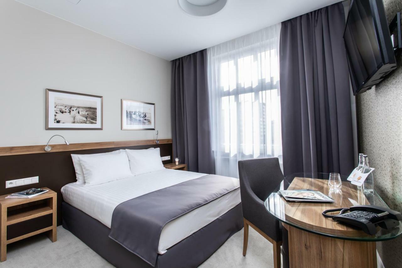 Jakubowy Hotel Гдиня Екстер'єр фото